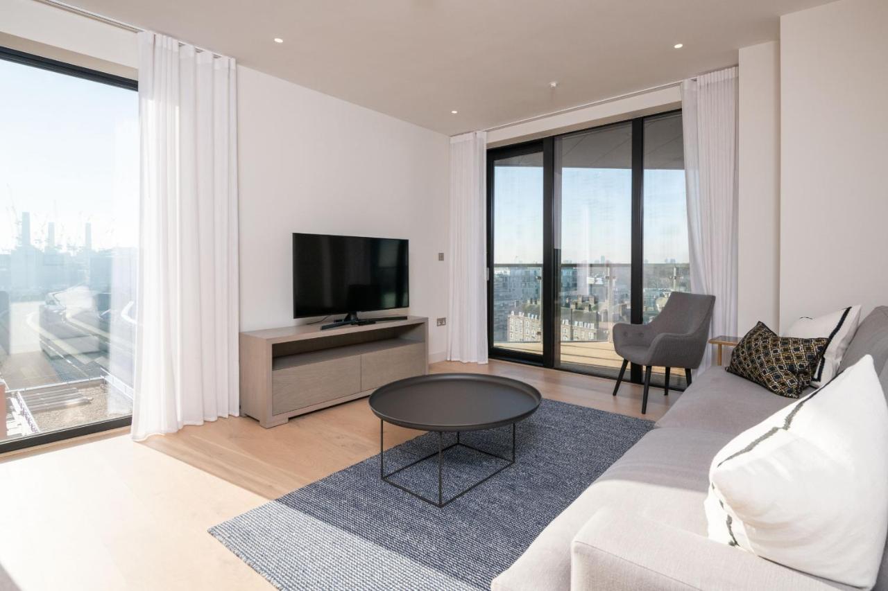 Modern Family Home Close To Victoria Station By Underthedoormat Лондон Екстериор снимка